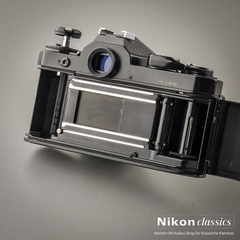Nikon FE black (Condition A/A-)