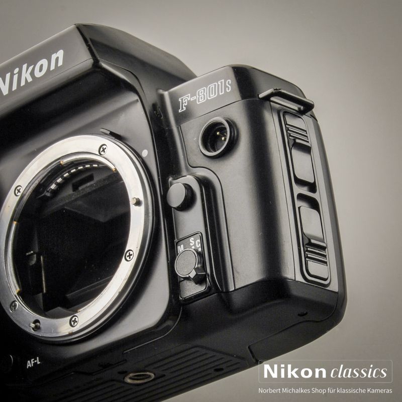 Nikon F801s (Zustand A/A-)