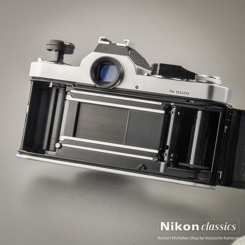 Nikon FM (Zustand A/A-)