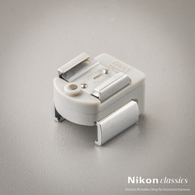 Nikon F "Nippon Kogaku" Blitzadapter