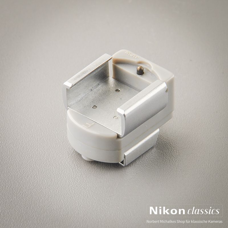 Nikon F "Nippon Kogaku" Blitzadapter