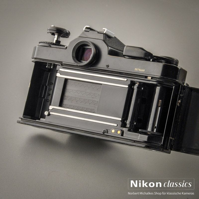 Nikon FE-2 schwarz (Zustand A-)