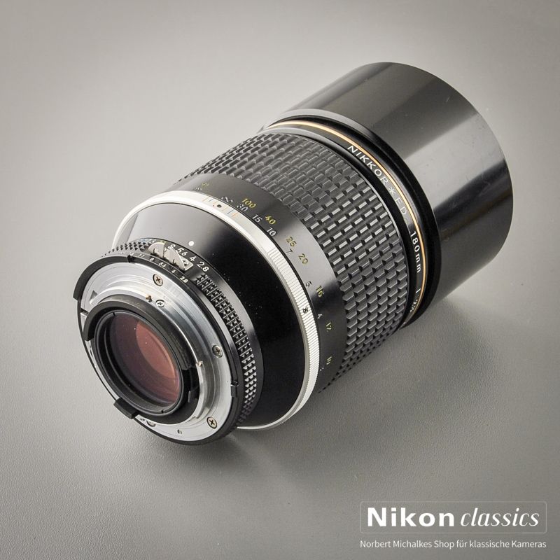 Nikon Nikkor 180/2,8 AIS ED (Condition A-)