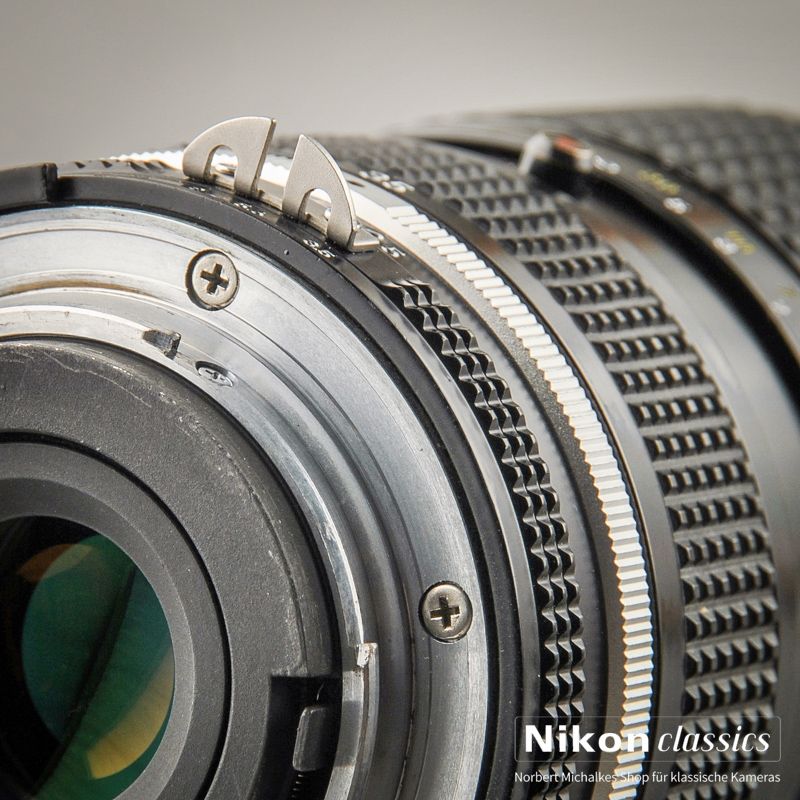 Nikon Zoom-Nikkor 35-70/3,5 AIS (Zustand A-)