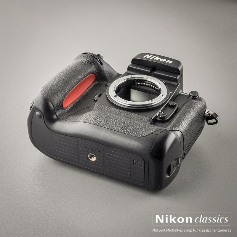 Nikon F5