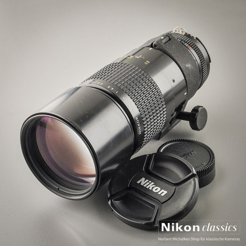 Nikon Nikkor 300/4,5 AIS (Zustand A/A-)