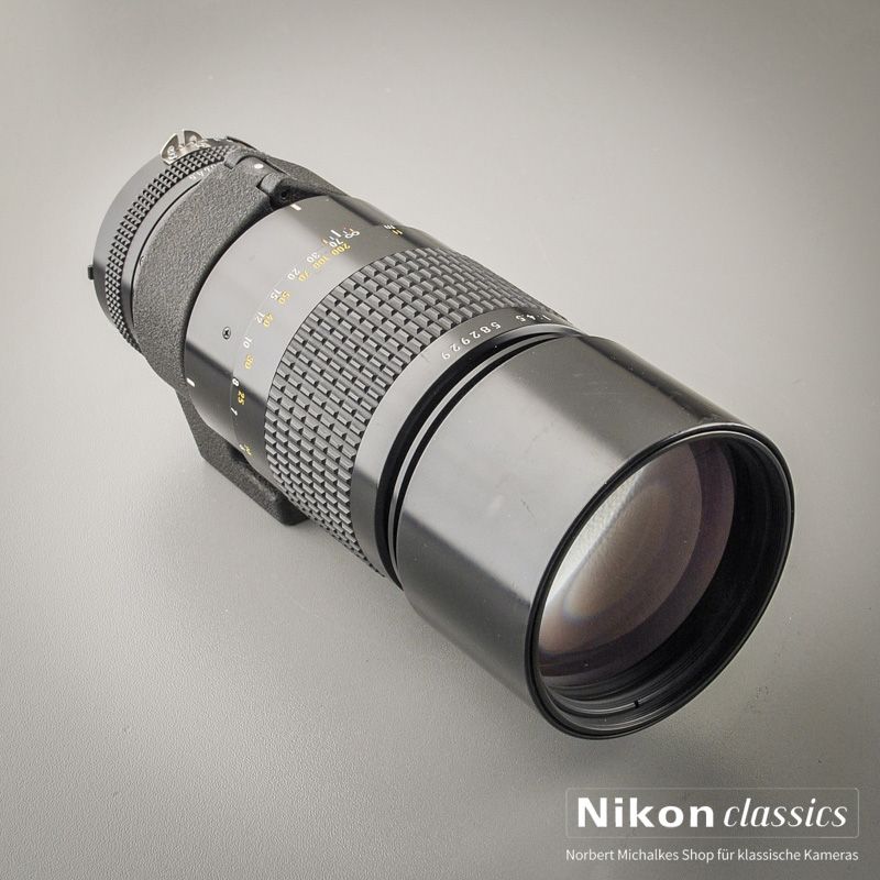 Nikon Nikkor 300/4,5 AIS (Zustand A/A-)