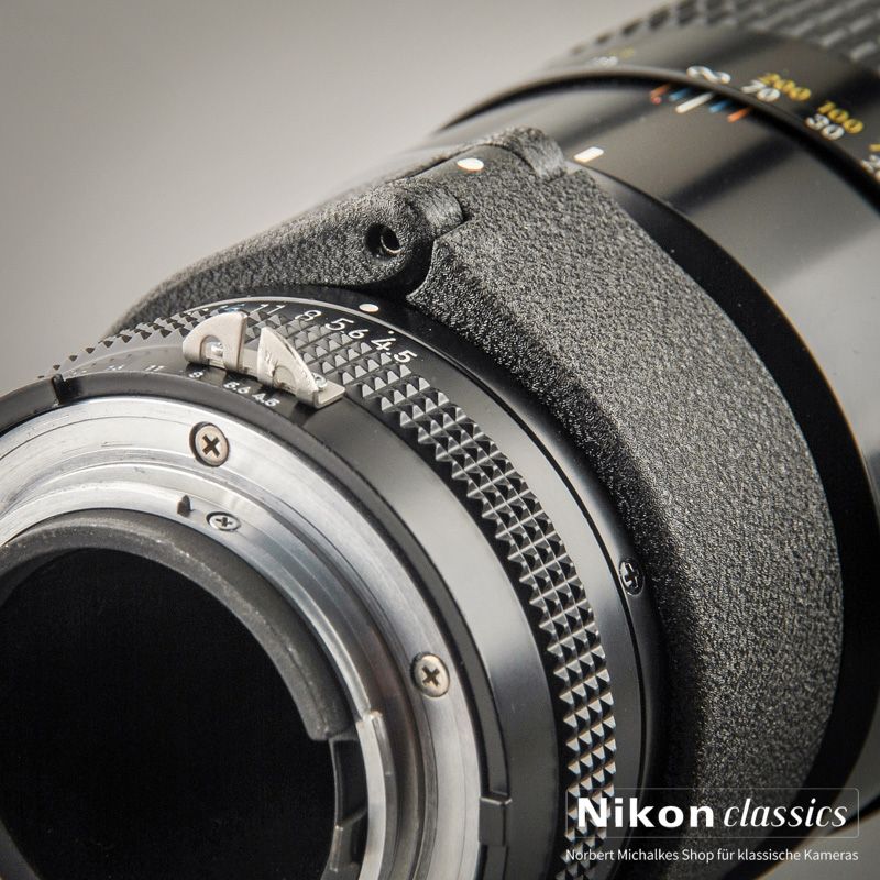 Nikon Nikkor 300/4,5 AIS (Zustand A/A-)