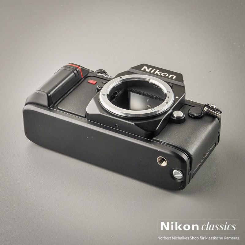 Nikon F301 (Zustand A/A-)