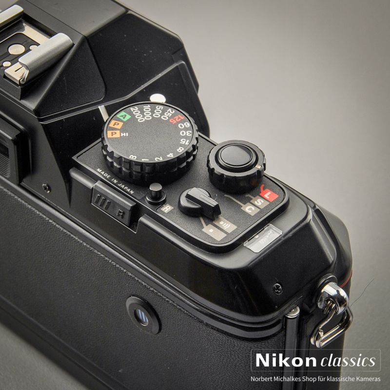 Nikon F301 (Zustand A/A-)