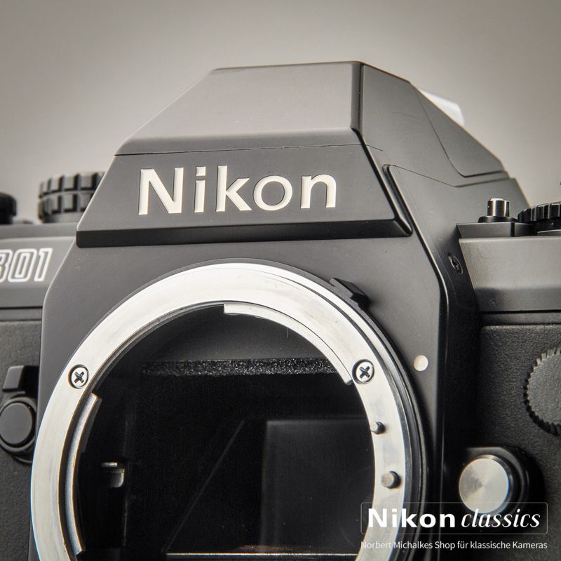 Nikon F301 (Zustand A/A-)