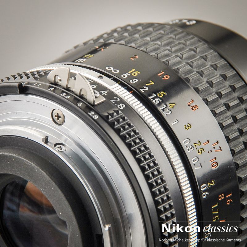 Nikon Micro-Nikkor 55/2,8 AIS (Condition A/A-)