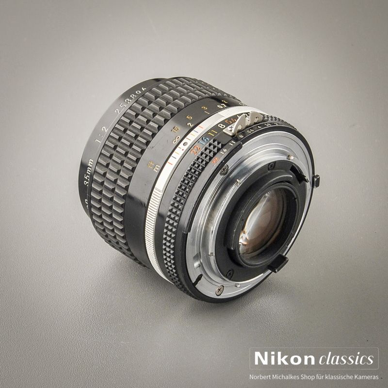 Nikon Nikkor 35/2,0 AIS (Condition A-)