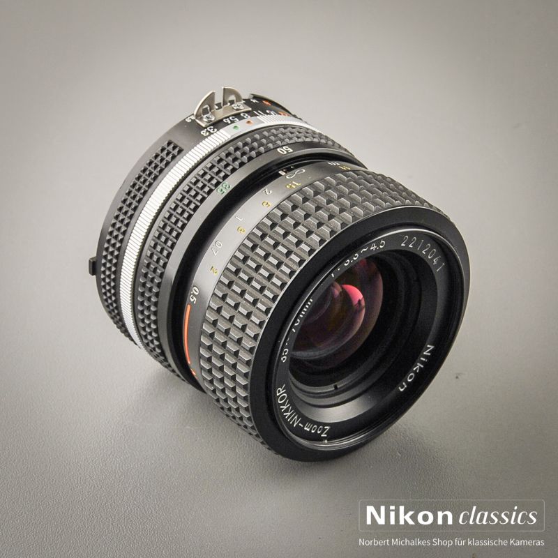 Nikon Zoom-Nikkor 35-70/3,3-4,5 AIS (Zustand A)