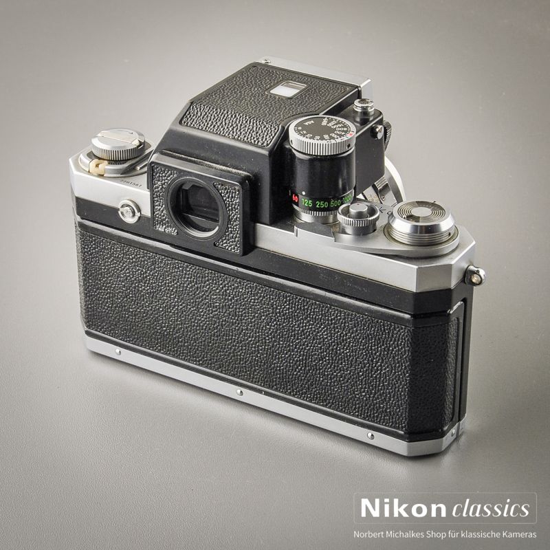 Nikon F Photomic FTN with 35/2,8 (defect)
