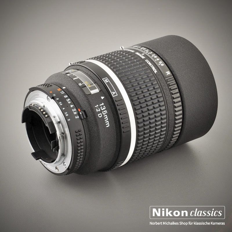 Nikon AF DC-Nikkor 135/2 (Zustand A+)