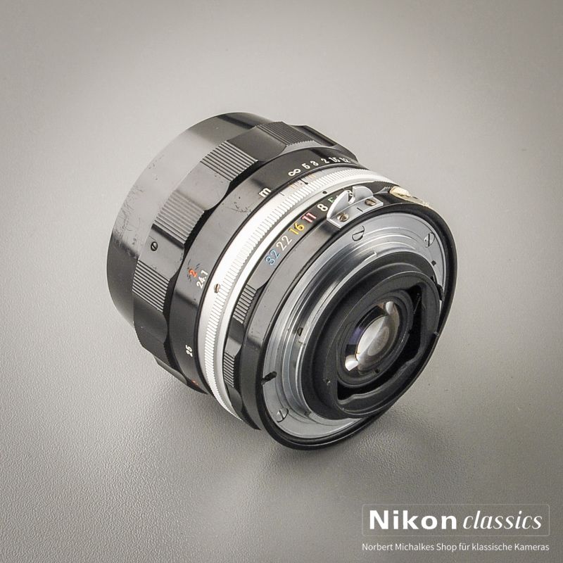 Nikon Micro-Nikkor 55/3,5 nonAI "Berg-und-Tal" (Zustand A-)