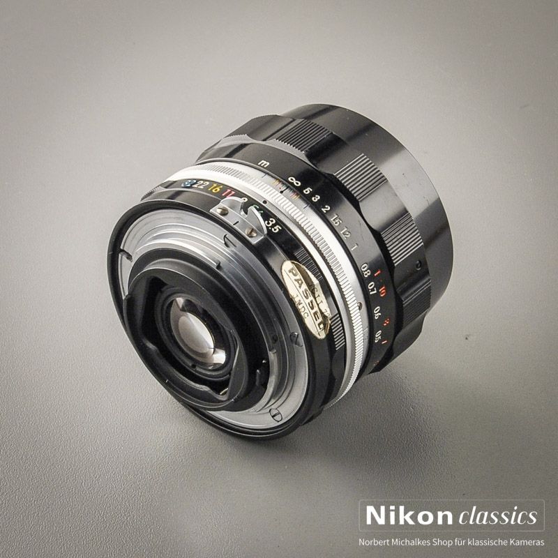 Nikon Micro-Nikkor 55/3,5 nonAI "Berg-und-Tal" (Zustand A-)