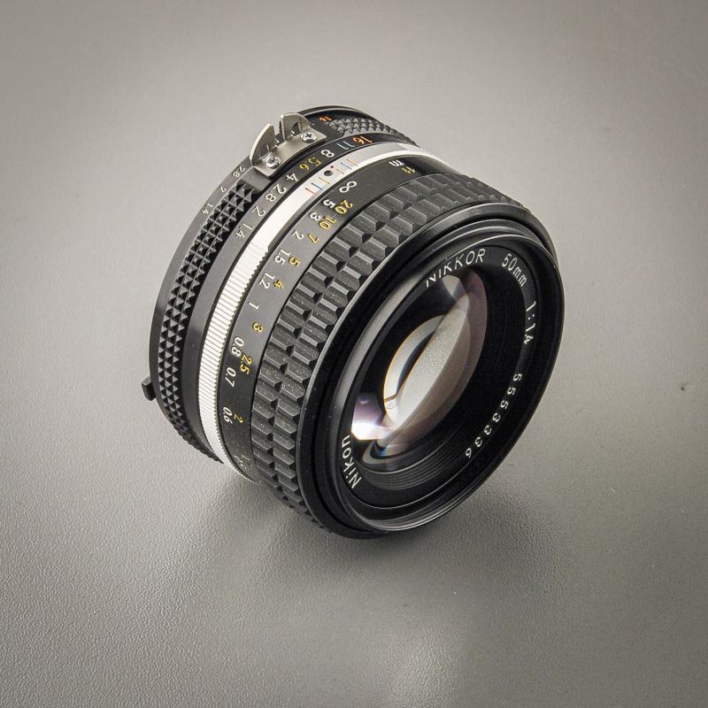 Nikon Nikkor 50/1,4 AIS (Zustand A)