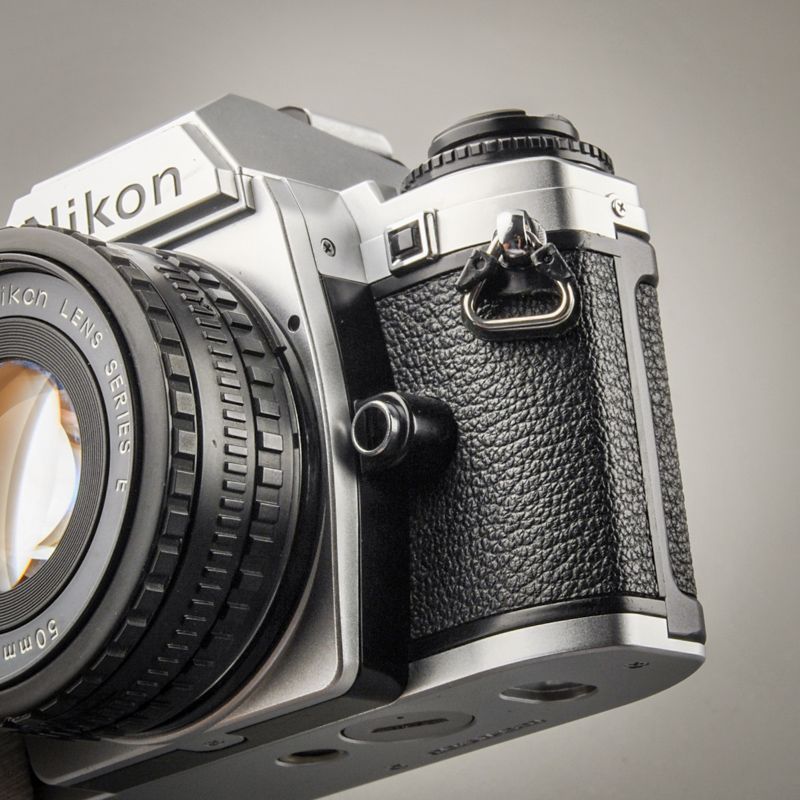 Nikon FG-20 with Nikon Lens 50/1,8 Starter Set