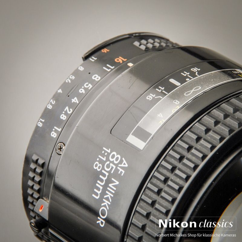Nikon AF Nikkor 85/1,8 (Condition A/A-)