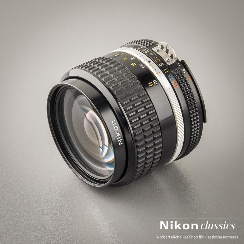 Nikon Nikkor 35/2,0 AIS (Zustand A/A-)