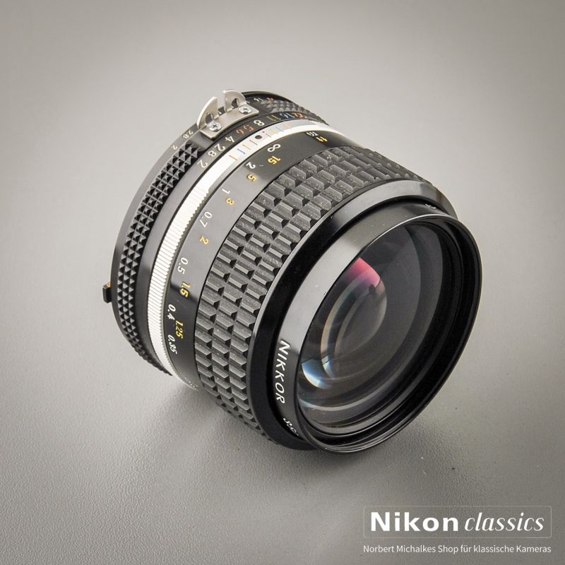 Nikon Nikkor 35/2,0 AIS (Zustand A/A-)