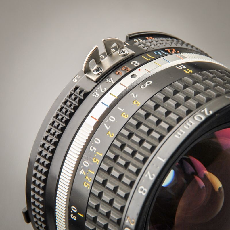 Nikon Nikkor 20/2,8 AIS (Zustand A/A-)