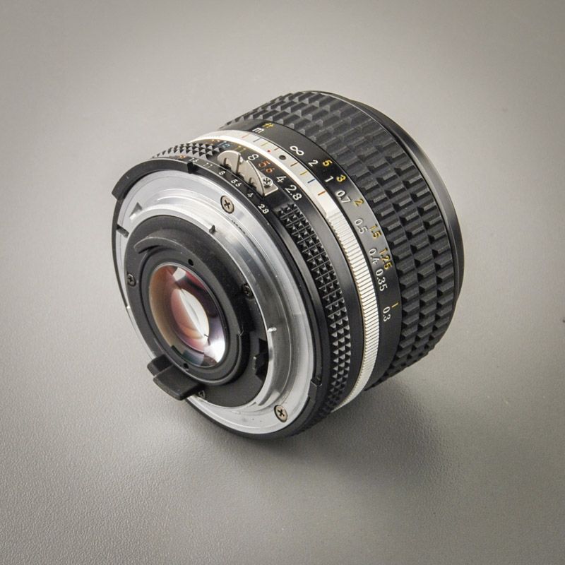 Nikon Nikkor 24/2,8 AIS (Zustand A)