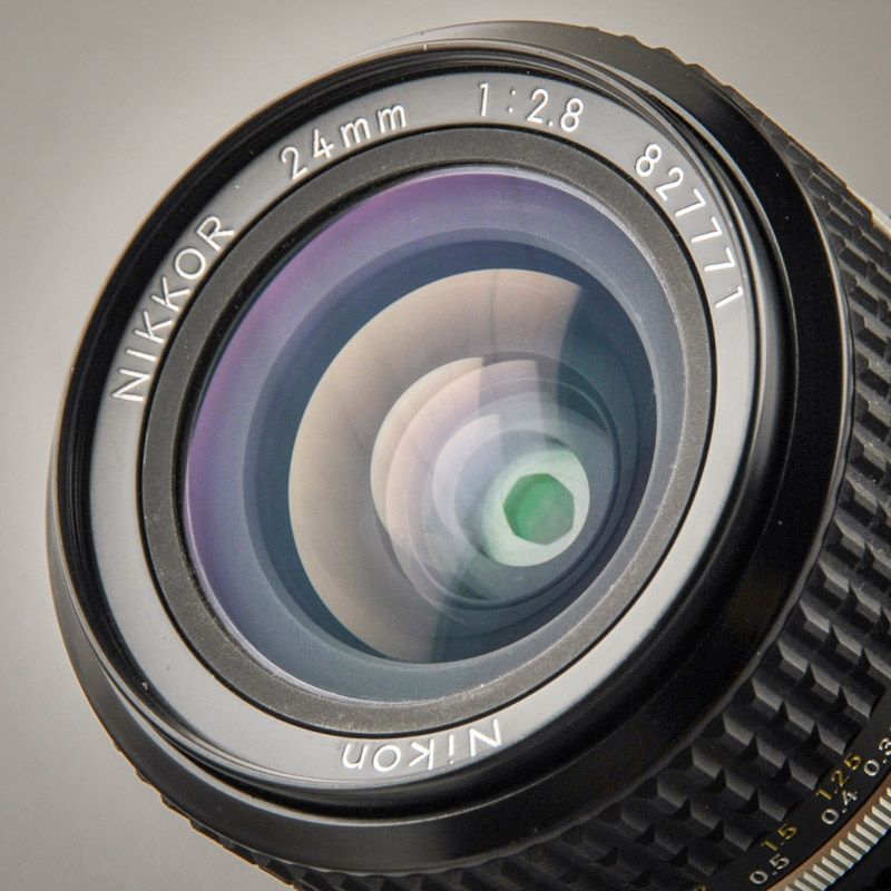 Nikon Nikkor 24/2,8 AIS (Zustand A)