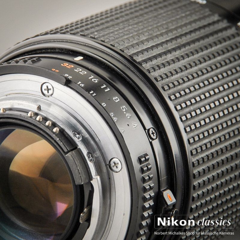 Nikon AF Zoom-Nikkor 70-210/4 (Condition A/A-)