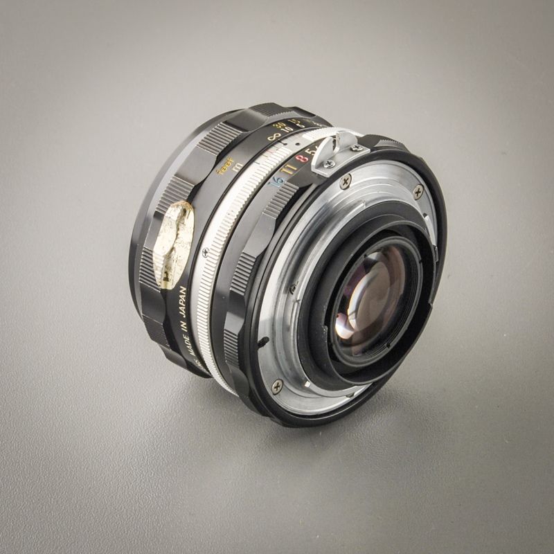 Nikon Nikkor-HC Auto nonAI 50/2,0 "Berg-und-Tal" (Zustand A/A-)