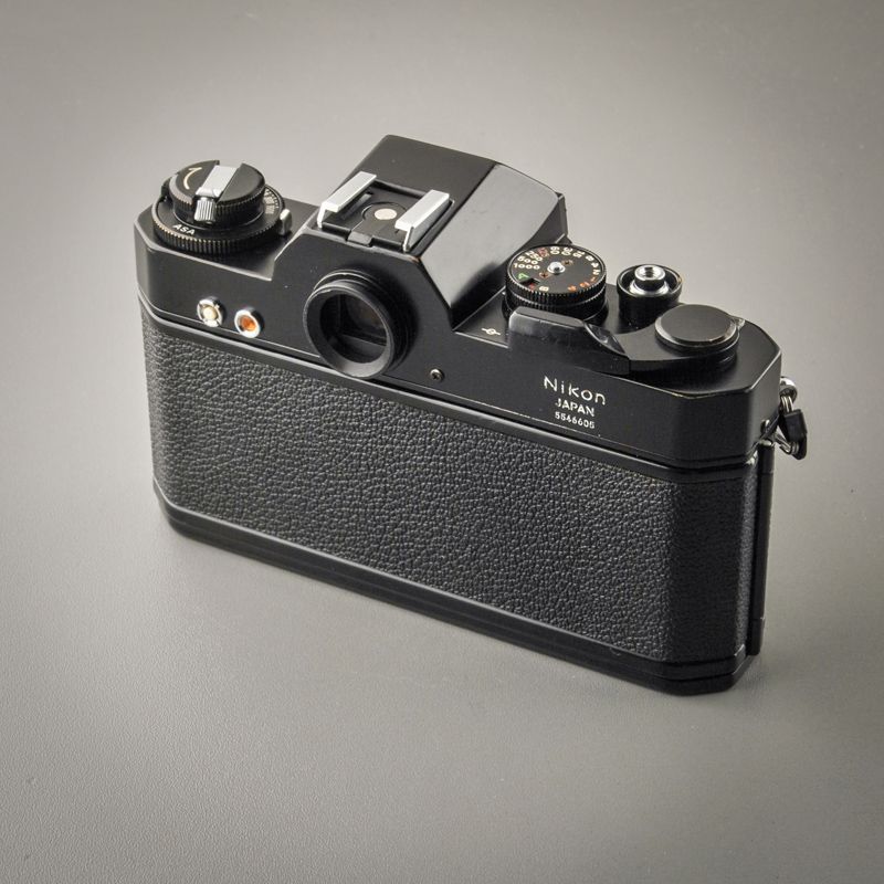 Nikkormat EL schwarz (Zustand A-)