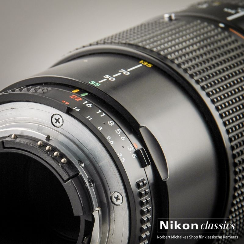 Nikon AF Zoom-Nikkor 35-135/3,5-4,5N (Condition A/A-)