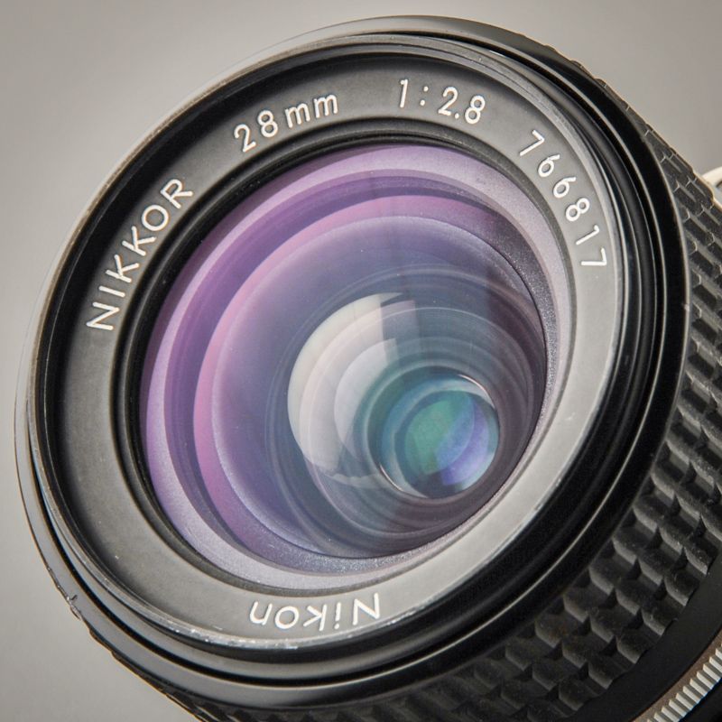 Nikon Nikkor 28/2,8 AIS (Zustand A/A-)