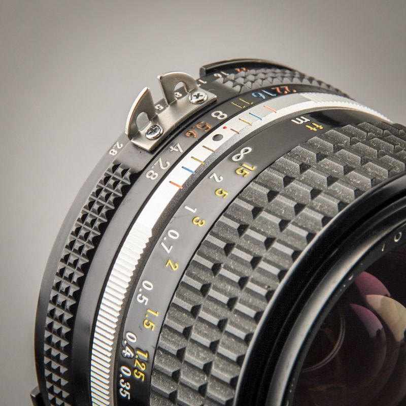 Nikon Nikkor 28/2,8 AIS (Zustand A/A-)