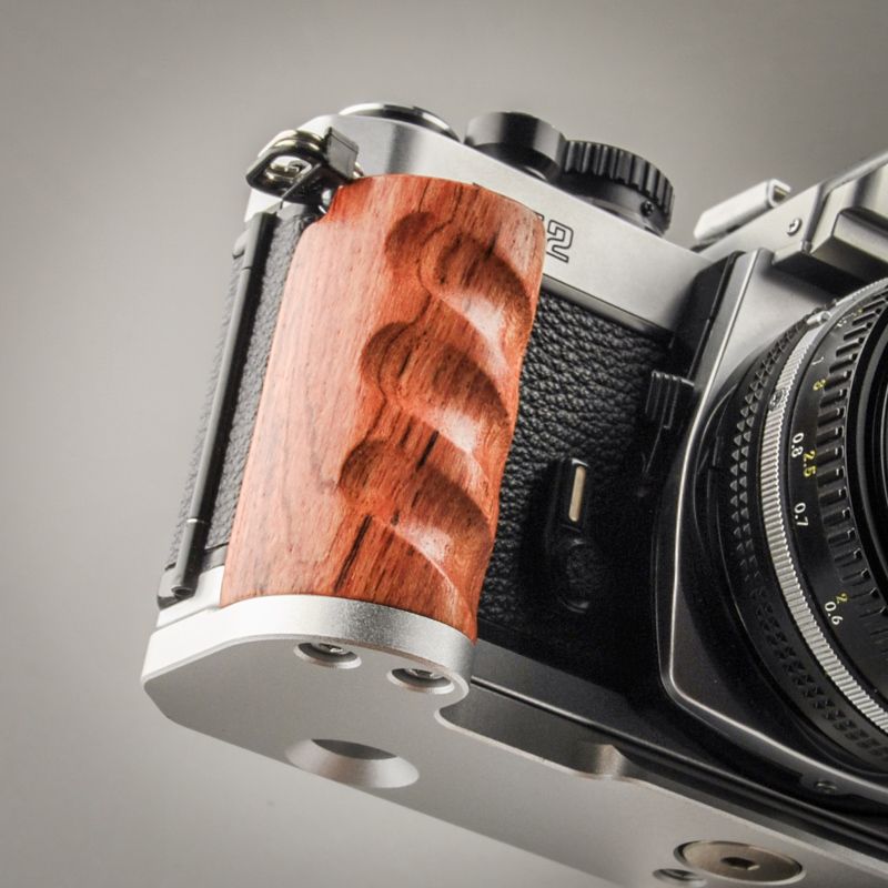 Nikon FM/FE-Series Handgrip with Arca Swiss Plate (new item)