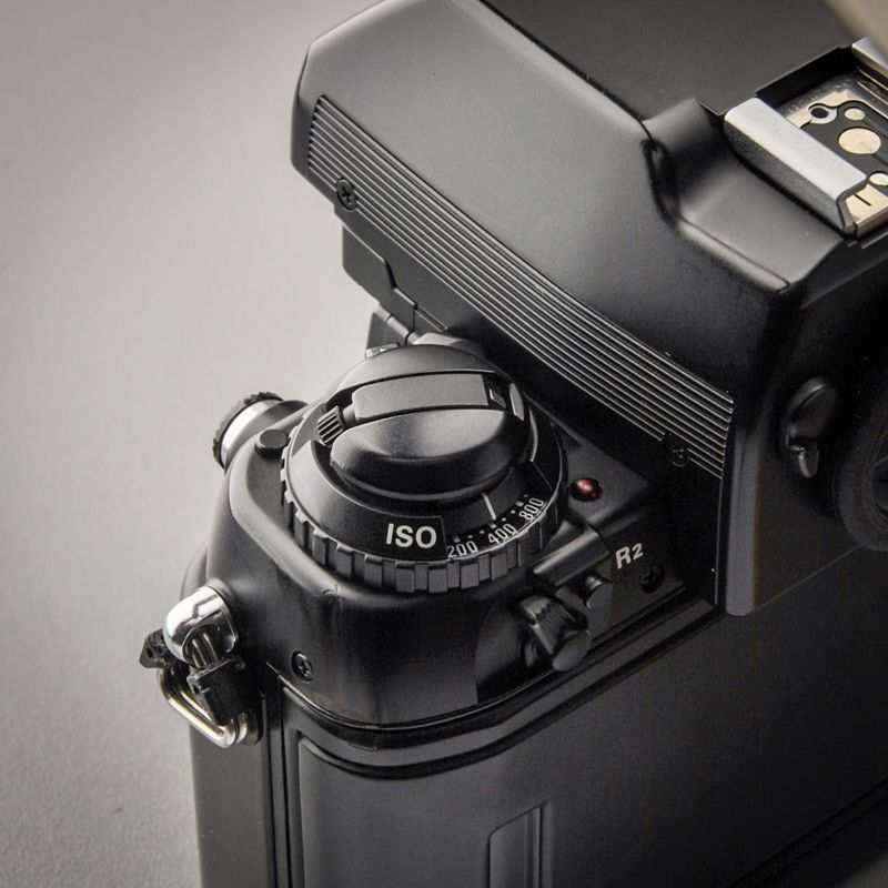 Nikon F4