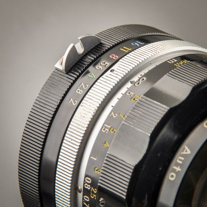 Nikon Nikkor-O Auto 35/2,0 nonAI "Berg-und-Tal" (Zustand A-)