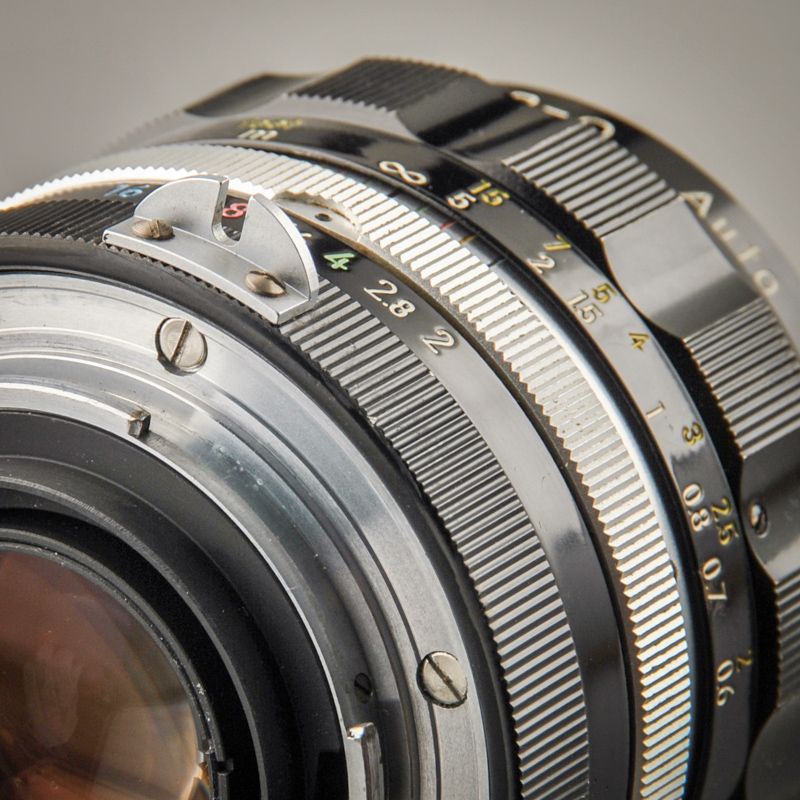 Nikon Nikkor-O Auto 35/2,0 nonAI "Berg-und-Tal" (Zustand A-)