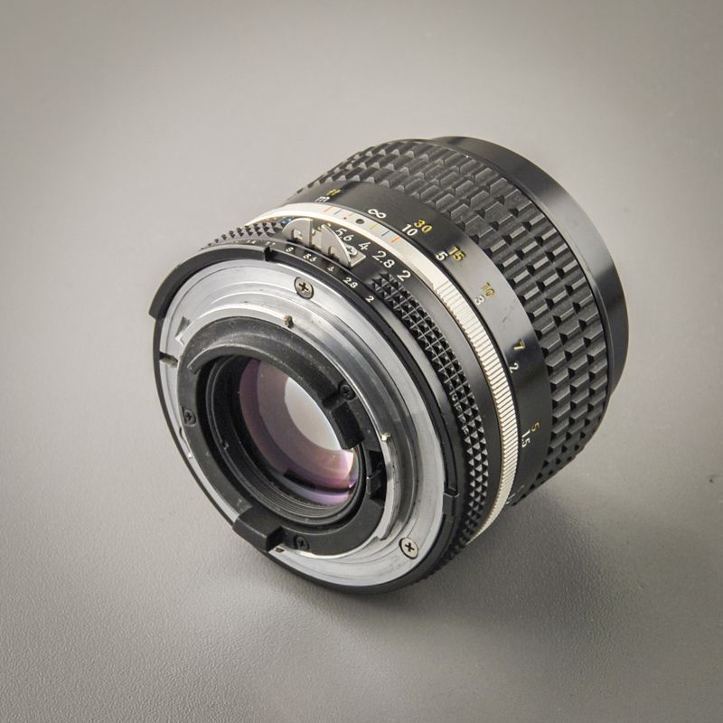 Nikon Nikkor 85/2,0 AIS (Condition A/A-)