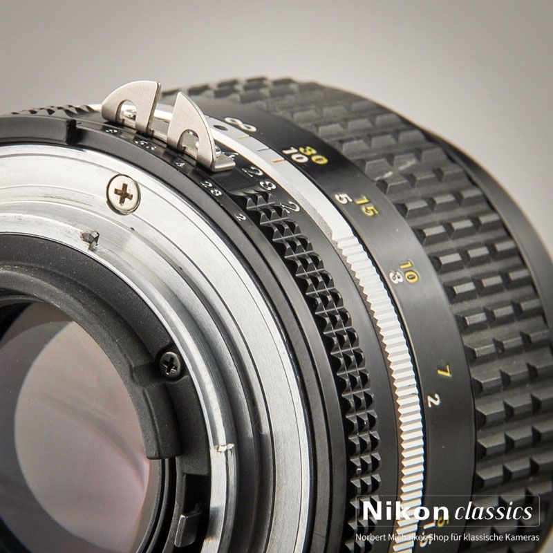 Nikon Nikkor 85/2,0 AIS (Condition A/A-)