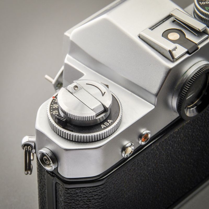 Nikkormat EL (Zustand A/A-)