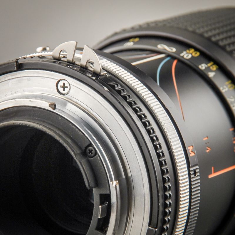 Nikon Zoom-Nikkor 35-105/3,5-4,5 AIS Macro (Zustand A-)