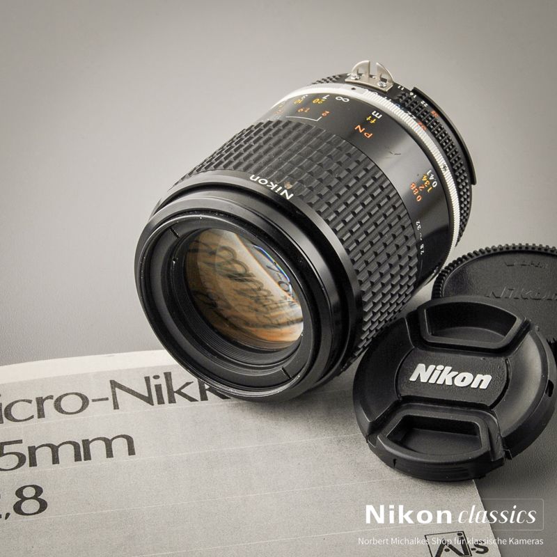 Nikon Micro-Nikkor 105/2,8 AIS (Condition A-/B)