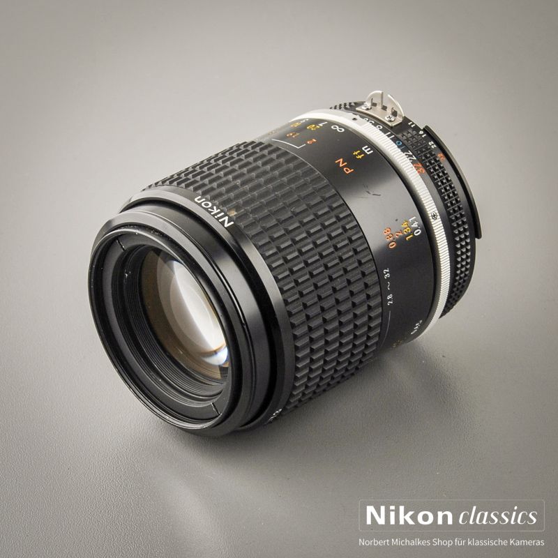 Nikon Micro-Nikkor 105/2,8 AIS (Condition A-/B)