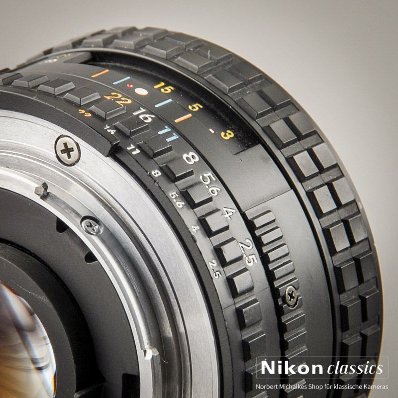 Nikon Series E 35/2,5 AIS (Condition A-)