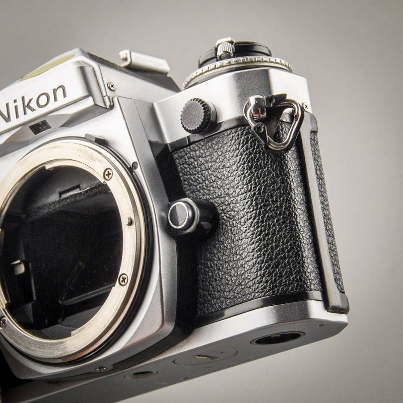 Nikon FE-2 (Zustand A-/AB)