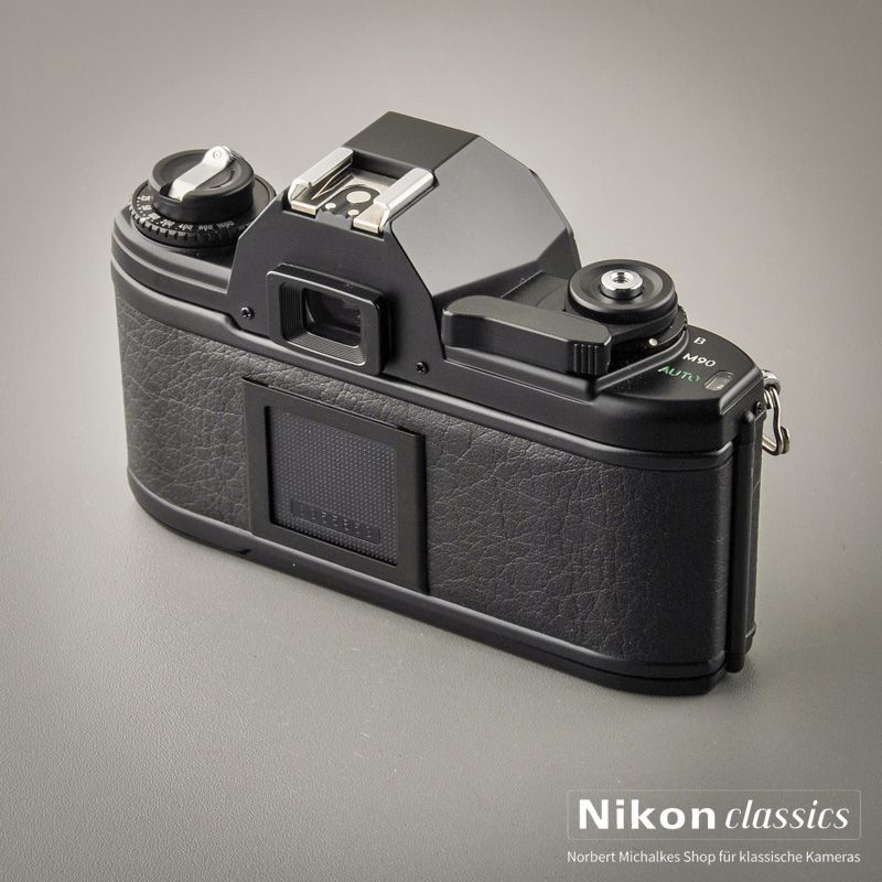 Nikon EM frühe Version (Zustand A)