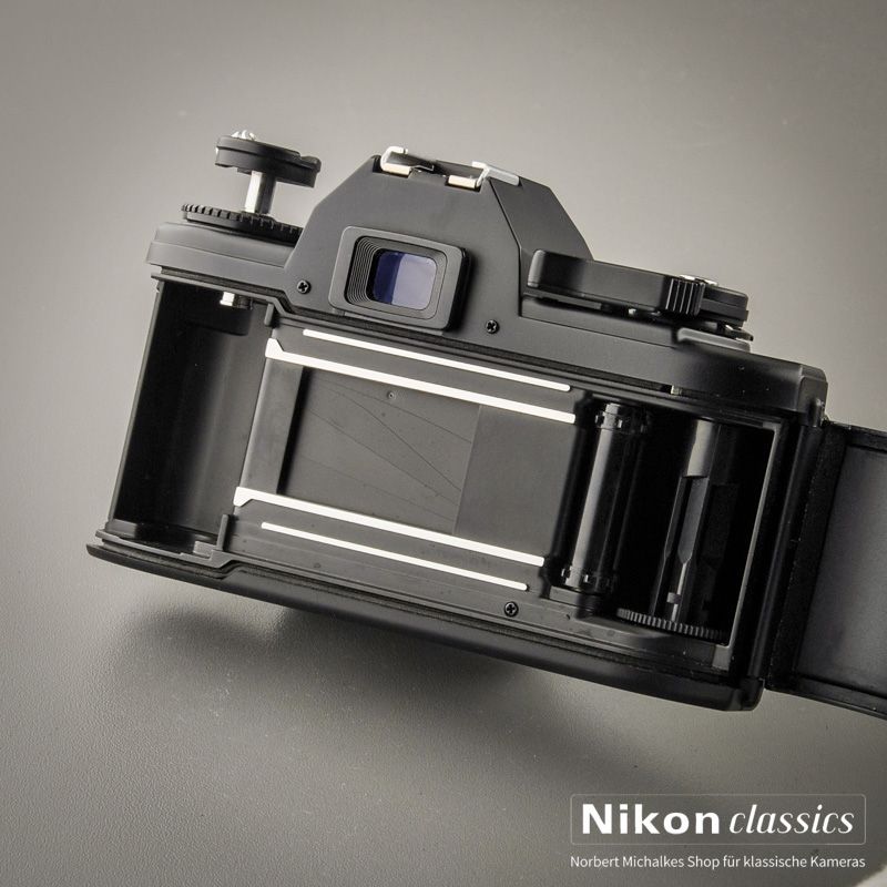 Nikon EM frühe Version (Zustand A)